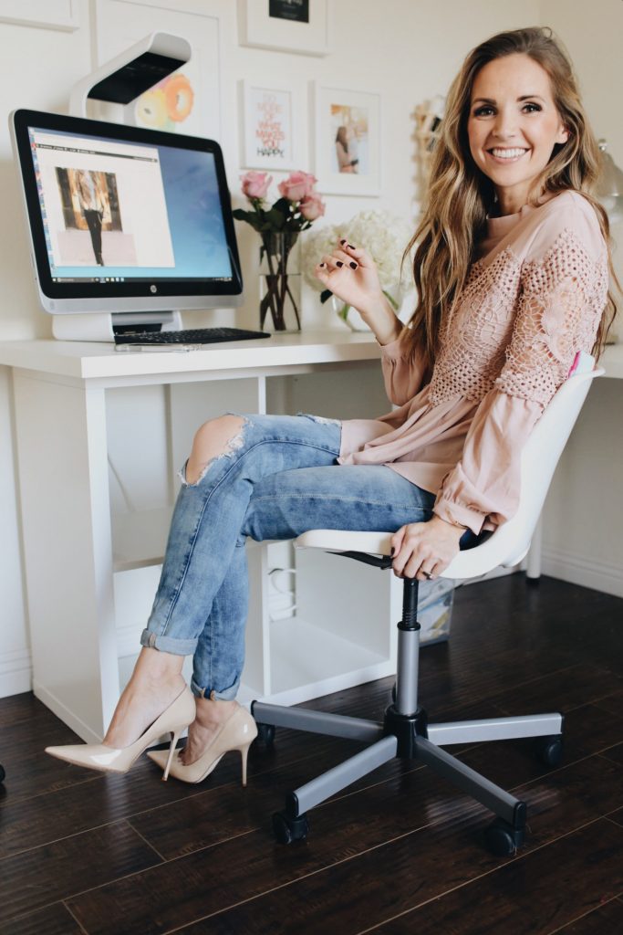 Merrick's Art Blush Lace