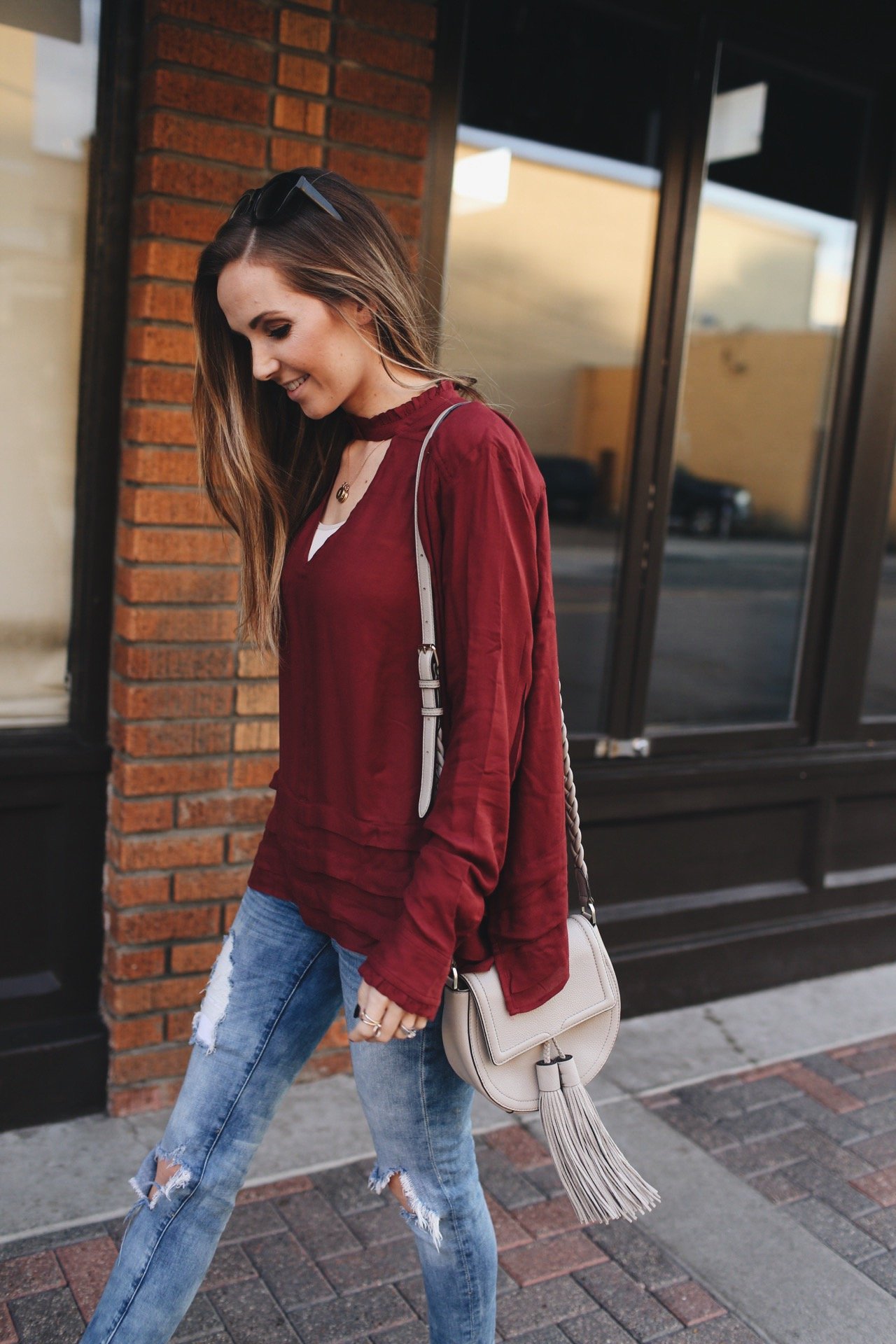 Maroon T-shirt Matching With White Jeans ✓ | Mens photoshoot poses, Men  fashion photoshoot, Boy photography poses