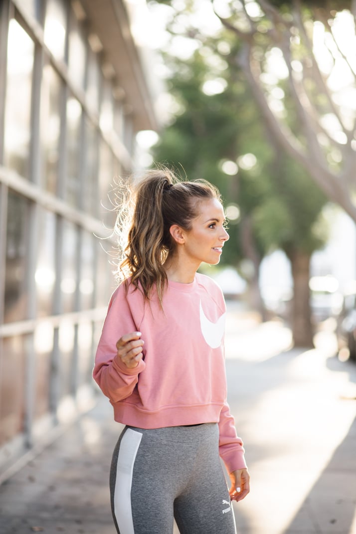 nike cropped sweatshirt and gray leggings