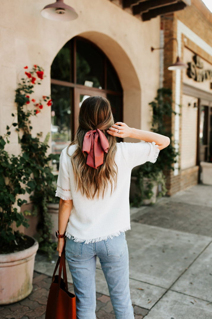obsessed with this hair bow, and it's only $10!