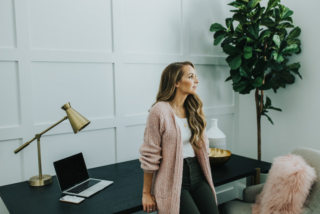 A Review of Amazon's New Personal Shopper by Prime Wardrobe Service