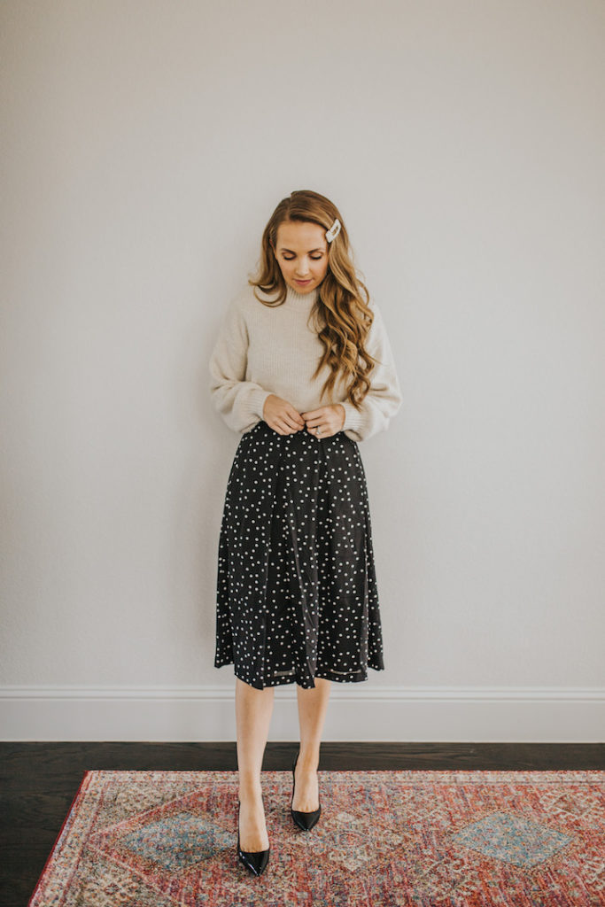 Christmas Party Outfit (20+ Christmas Outfit Ideas from Dressy to Casual)