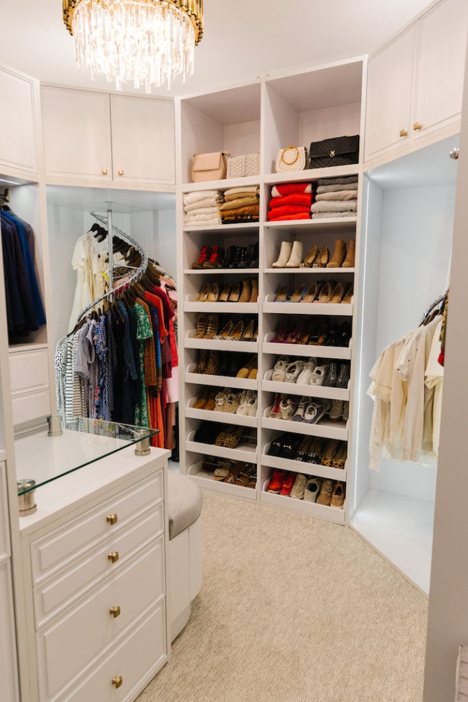 7 Helpful Tips For Storing Seasonal Clothes Merrick S Art For Storing Seasonal Clothes, Storing Clothes In Garage Uk