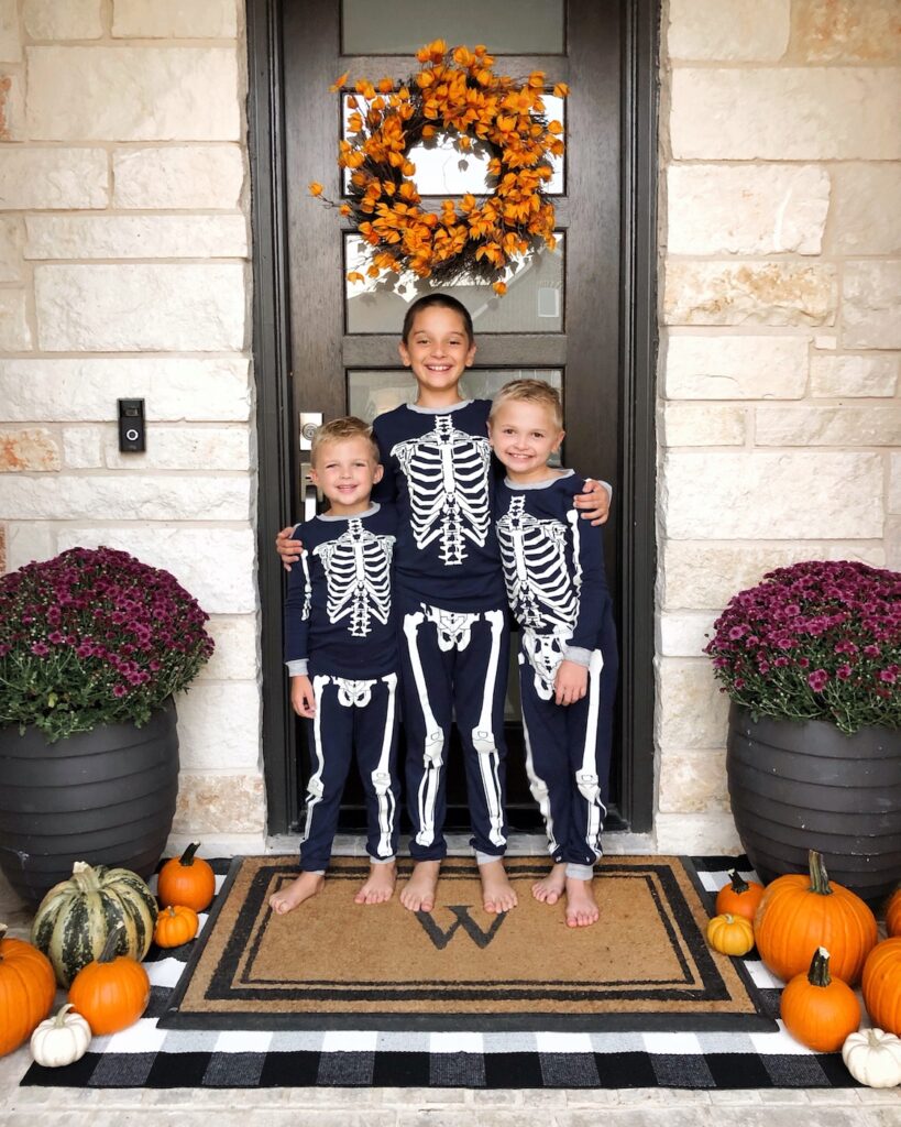 kids halloween pajamas
