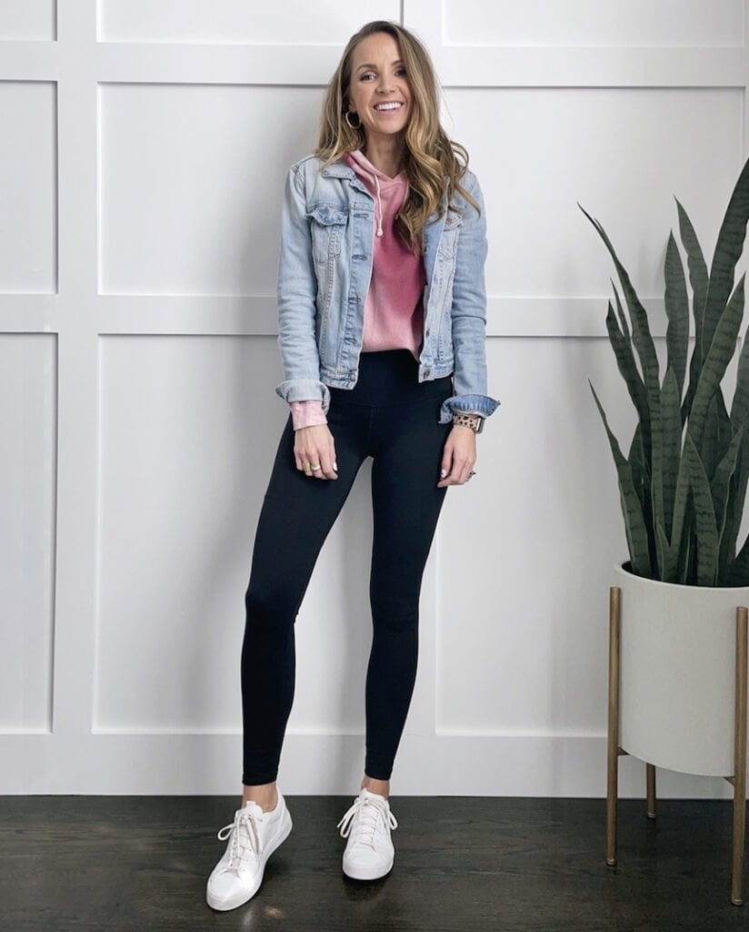 How to Wear A Denim Jacket (4 Easy Outfits) Merrick's Art