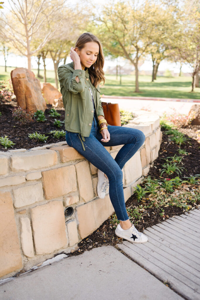 how to wear trendy sneakers