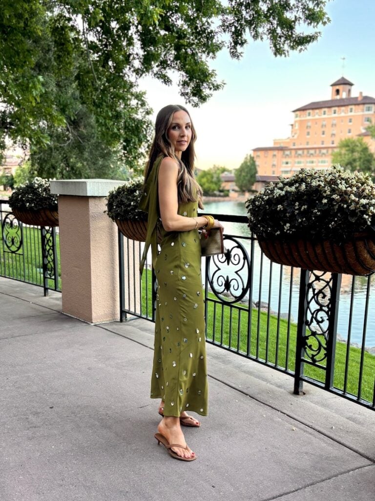 what to wear at the broadmoor resort